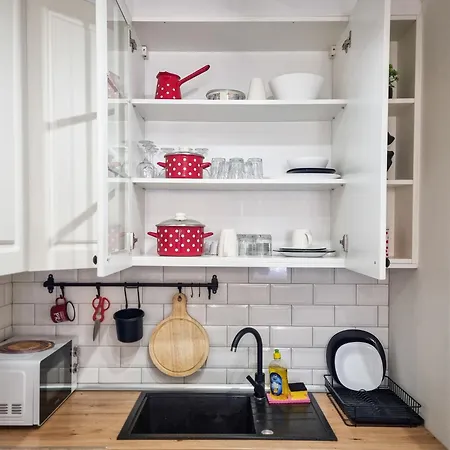 Apartament Modern 1br With Workspace, Ideal For Long Sarajewo