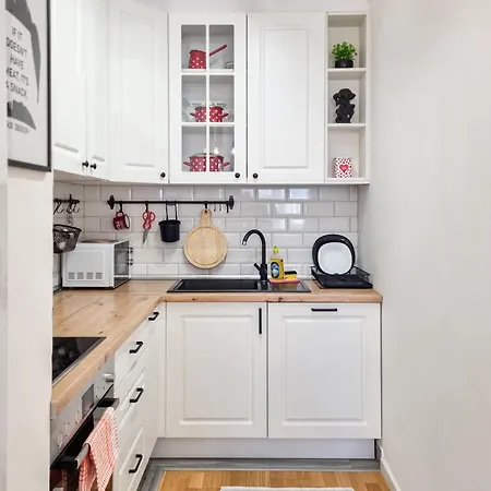 Modern 1br With Workspace, Ideal For Long Apartment *