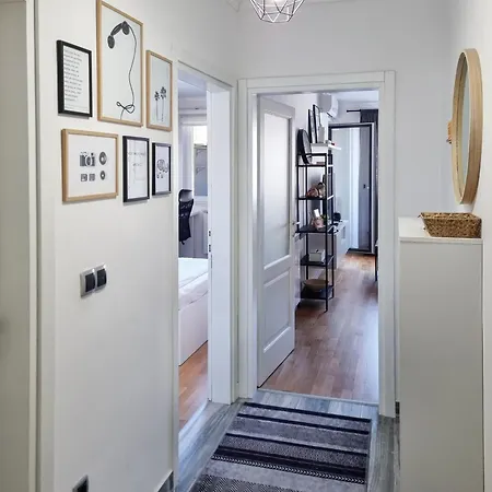 Apartment Modern 1br With Workspace, Ideal For Long